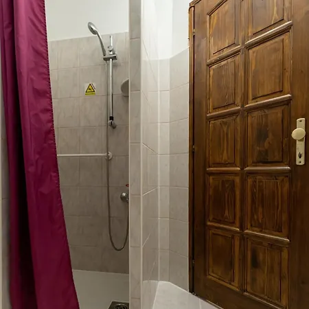Erika Apartmanhaz * Gyula
