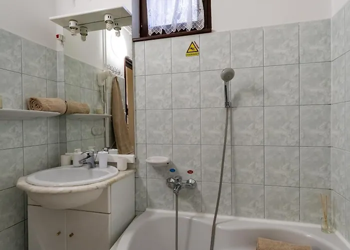 Erika Apartmanhaz דירה *