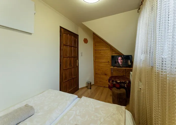 Erika Apartmanhaz גיולה